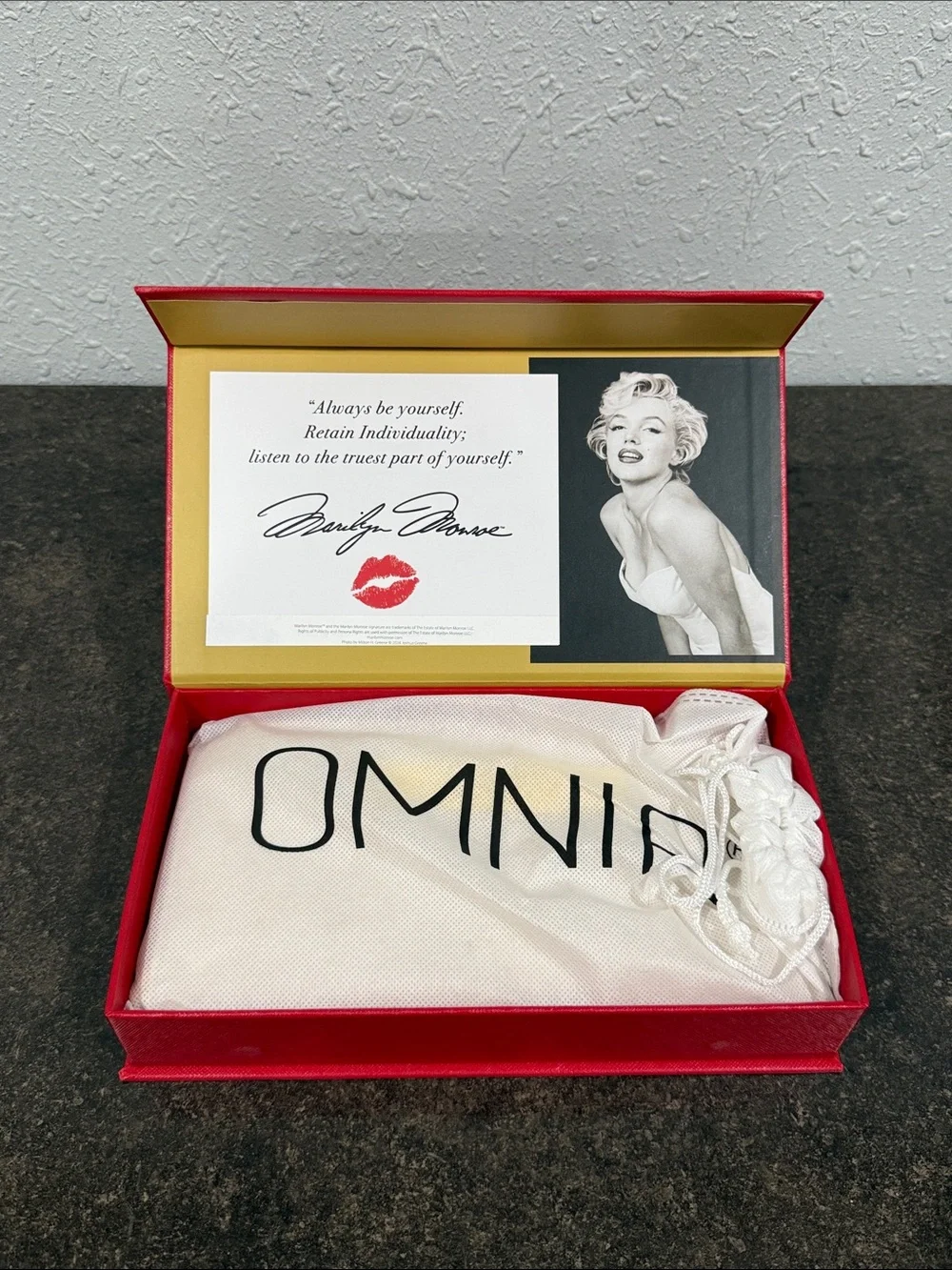 Marilyn Monroe x OMNIA Red Gift Box Limited Edition Brush Set